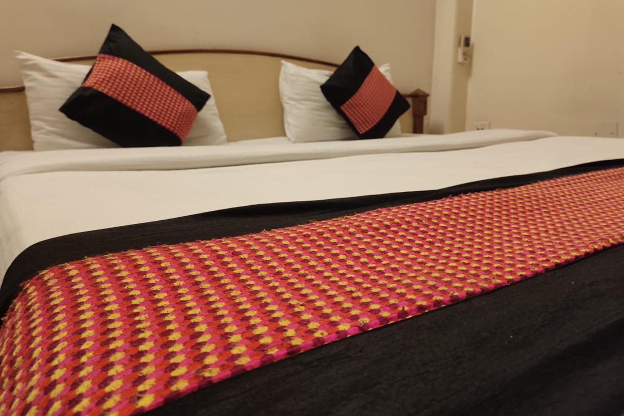 Hotel Rang Mahal Near Jaipur International Airport Ngoại thất bức ảnh