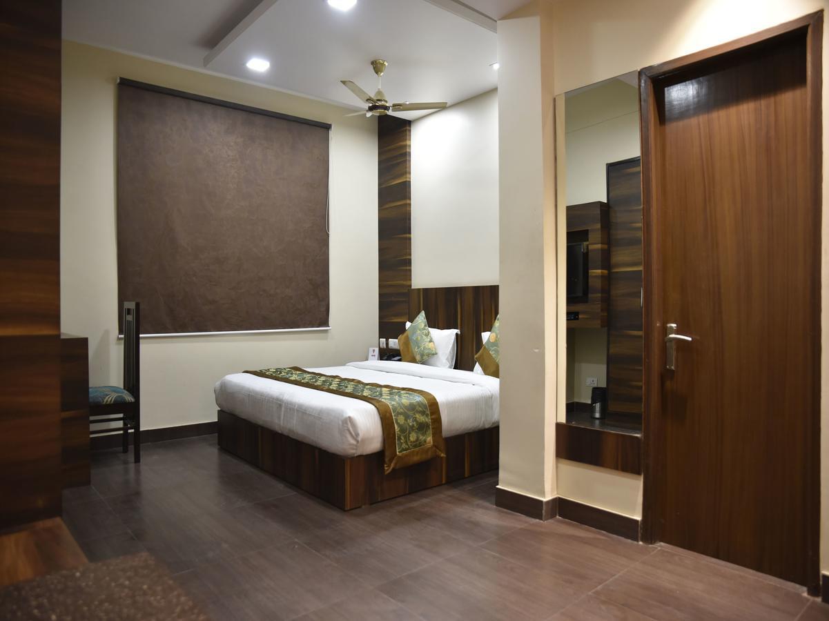 Hotel Rang Mahal Near Jaipur International Airport Ngoại thất bức ảnh